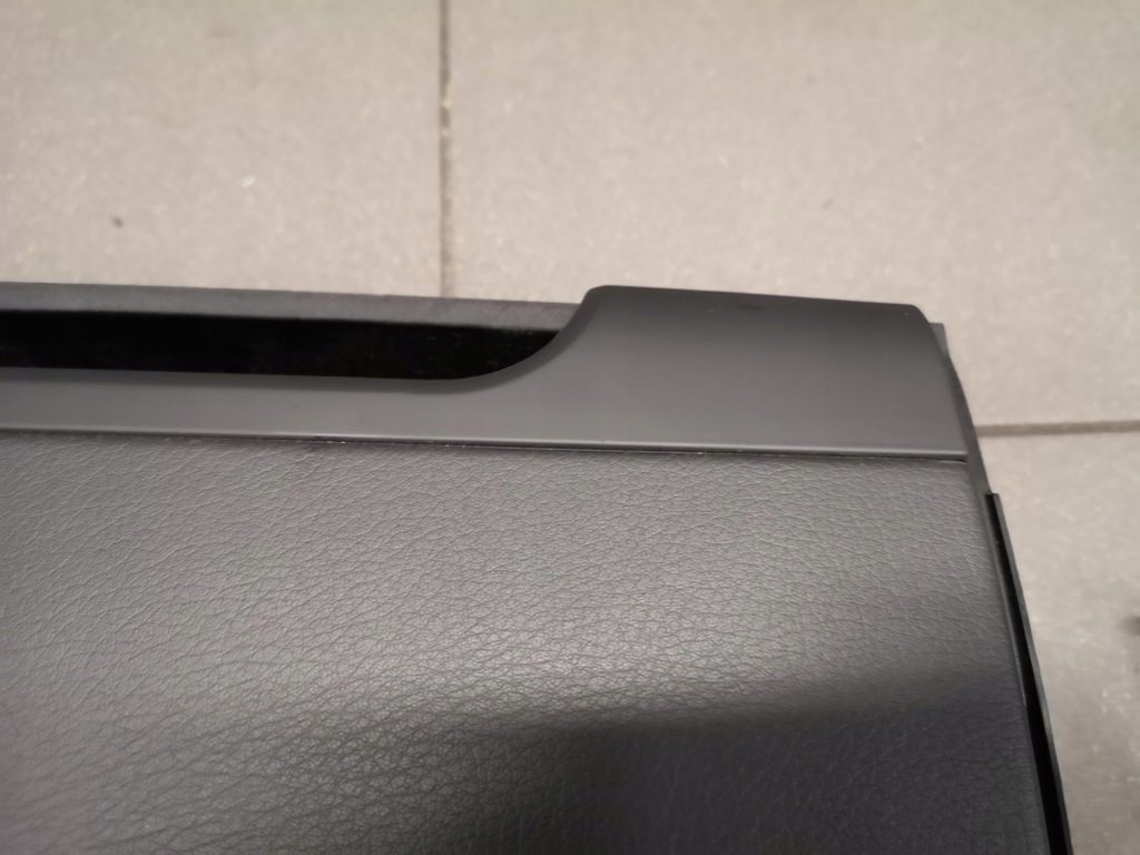 фото №11, Бардачок обшивка левый задняя чёрный audi a8 d3