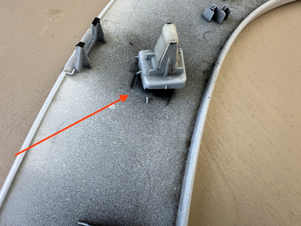 фото №13, Hyundai tucson iv 4 20r- молдинг накладка крыла правая передняя перед