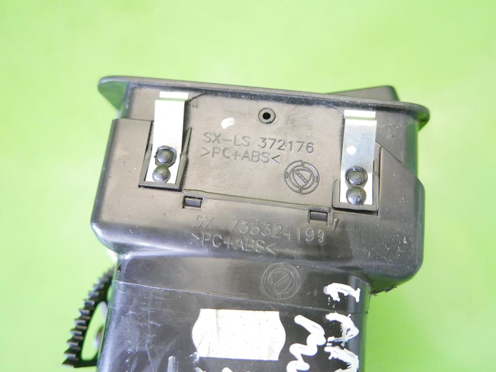 фото №8, Решётка обдув левая перед lancia musa i fl 07-12