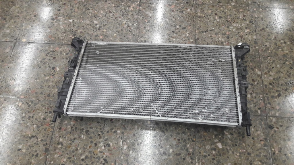 Купити Радіатор води mazda 3 bk14 2.3 03r