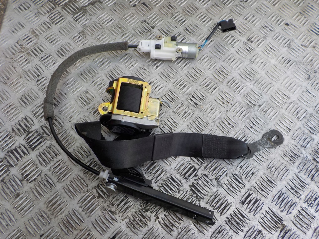 фото №2, Audi a8 d2 pas безпеки правий перед