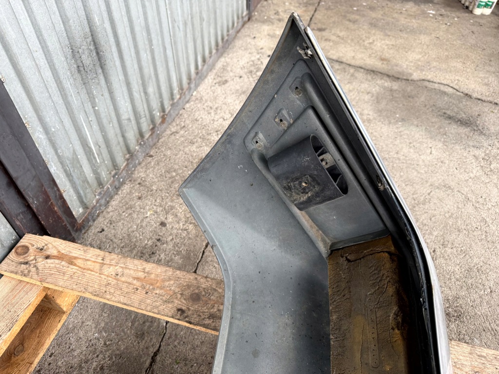 Mercedes w124 1988r 124 бампер перед передний 1248850725 седан купе Оригинал