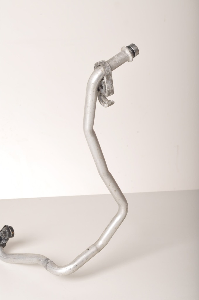 фото №4, Nissan leaf i ze0 шланг кондиціонера