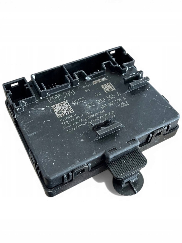 Купити Audi q6 e-tron модуль замка центрального 8b3959595a