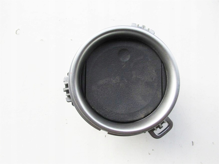 фото №1, Решітка обдув w панель приладів toyota yaris iii 11-17r