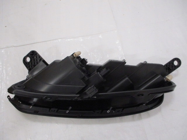 C3 3 рестайлинг  фара движение dziennej led правый  новая Цена