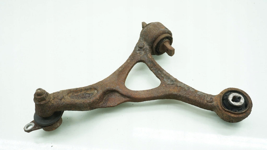 фото №1, Рычаг правый перед передний volvo xc90 i