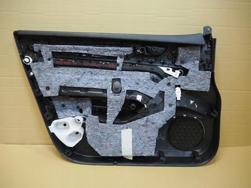 фото №8, Обивка дверь правый перед megane iv hb gt-line