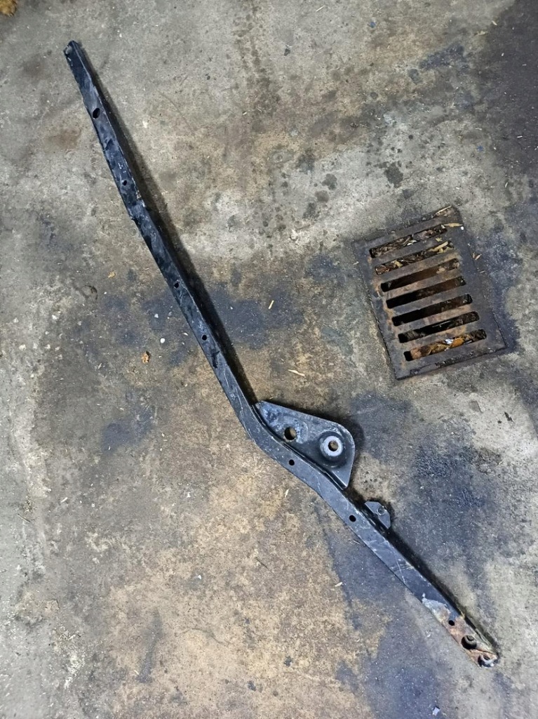 фото №4, Audi rs7 тяга поперечный распорка правый задняя 4k0505476c