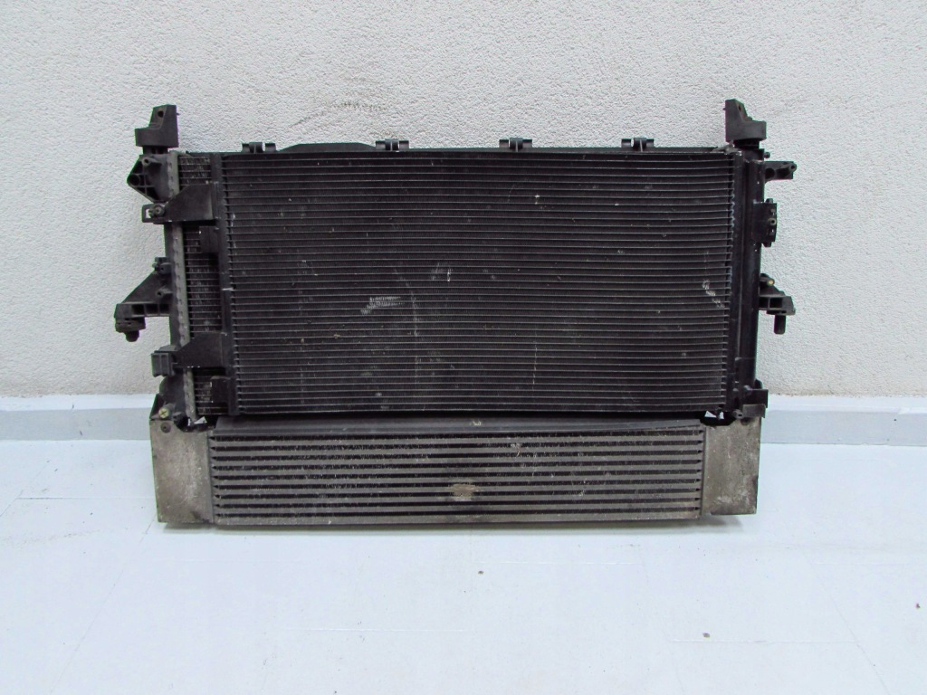 Ducato boxer jumper 3.0 160 06-14 радіатор вентилятори кондиціонер 1347702080 Недорого