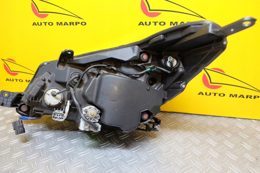 фото №10, Subaru forester 2015- фара лампа led правая usa