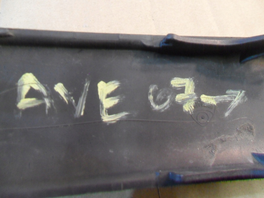 фото №12, Avensis t25 lift 1c0 молдинг бампера лівий перед