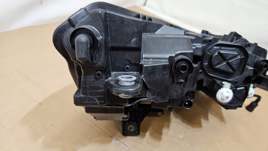 фото №8, Лампа перед левая skoda enyaq full led 5lb941015a