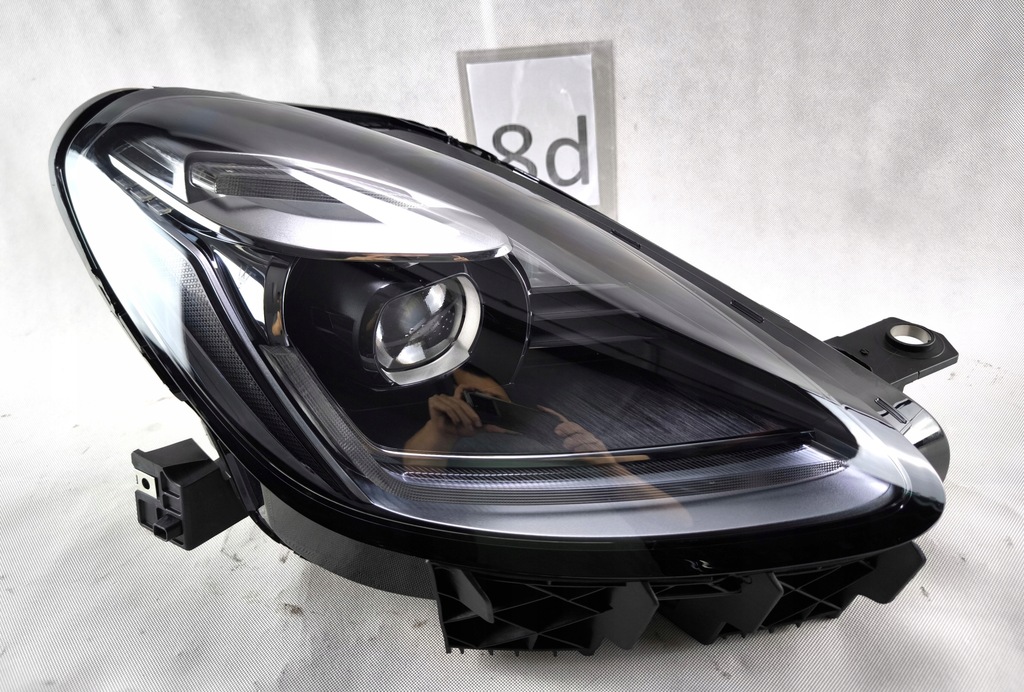 фото №1, Maserati grecale full led правый фара лампа 670293081