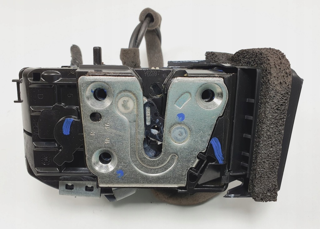 фото №1, Замок двері правий задня 3 pin nissan juke i f15