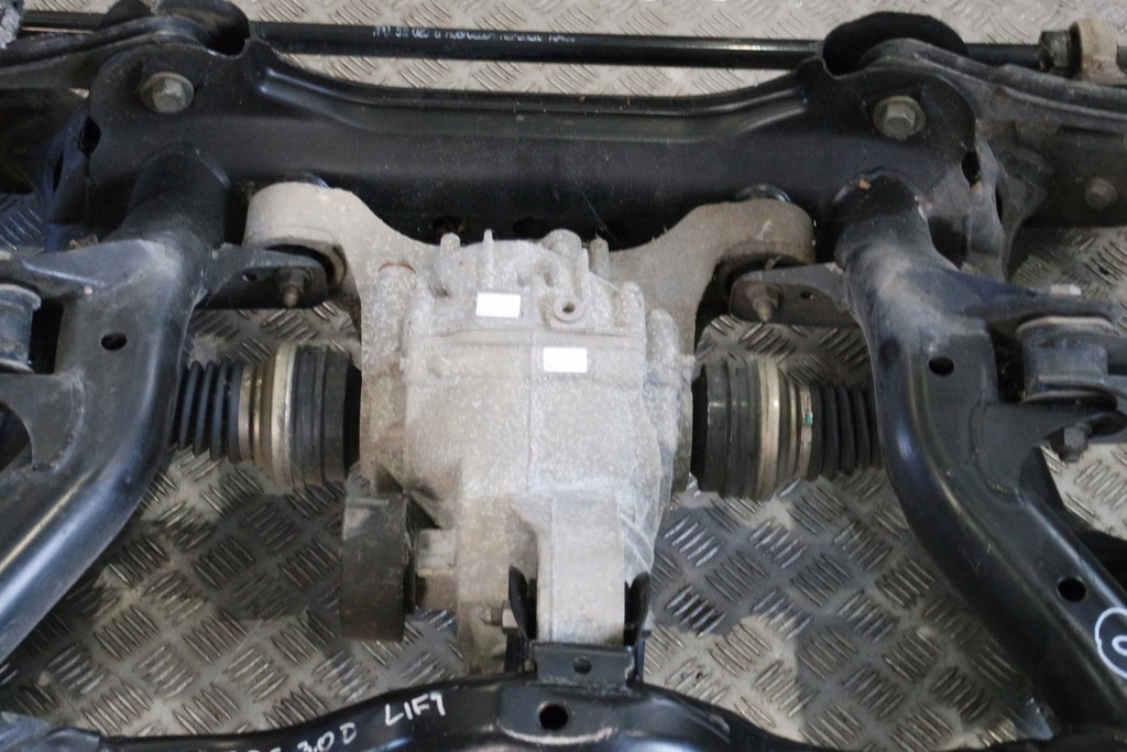 фото №10, Підвіска задня porsche cayenne 7p5 3.0 tdi lift zt12