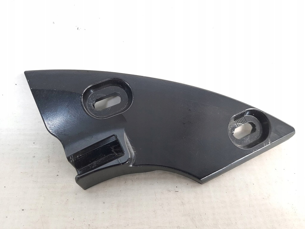 фото №1, Кронштейн лампы задняя правый mercedes sl r231 w231