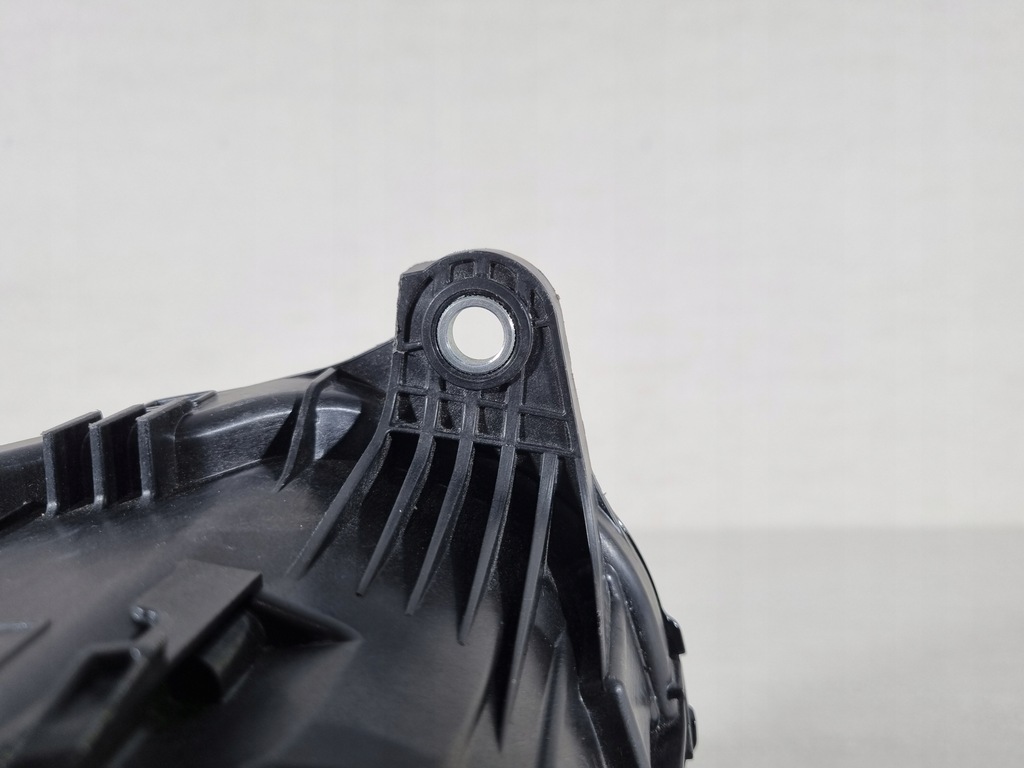 фото №11, Land rover defender full led лампа левая перед eu