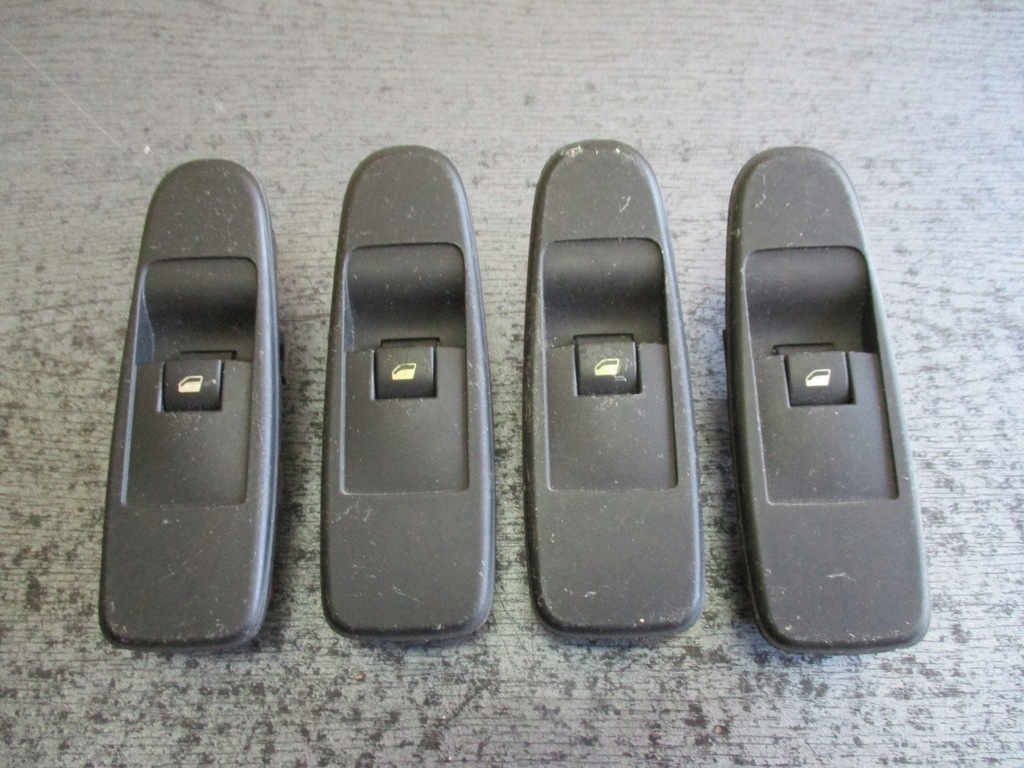 фото №1, Переключатель панель окон citroen c4 96639377zd