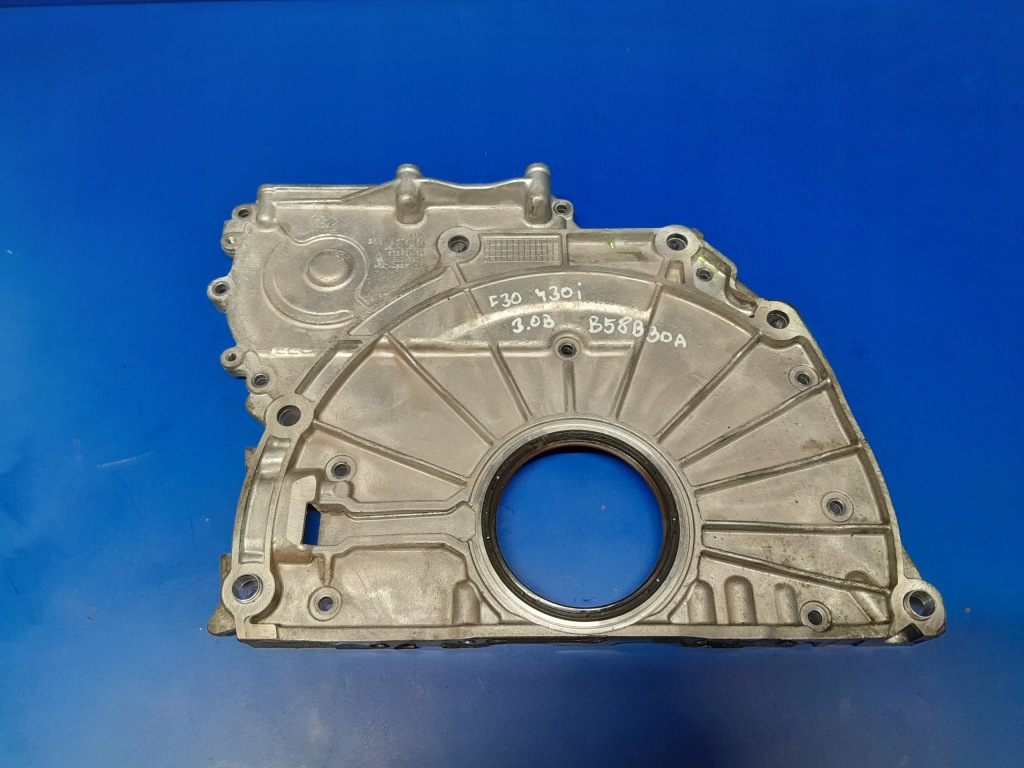 фото №1, Корпус распределительного вала bmw f30 f32 3.0 430i b52 8576355