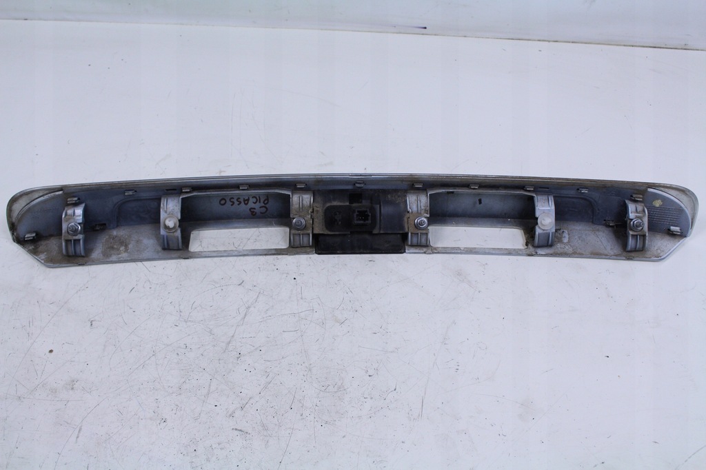 фото №4, Накладка крышки задняя citroen c3 picasso 15r.