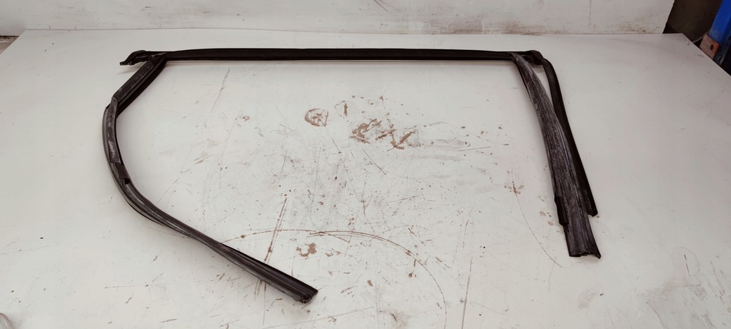 фото №8, Прокладка дверь левый задняя audi q7 4m 4m0839431