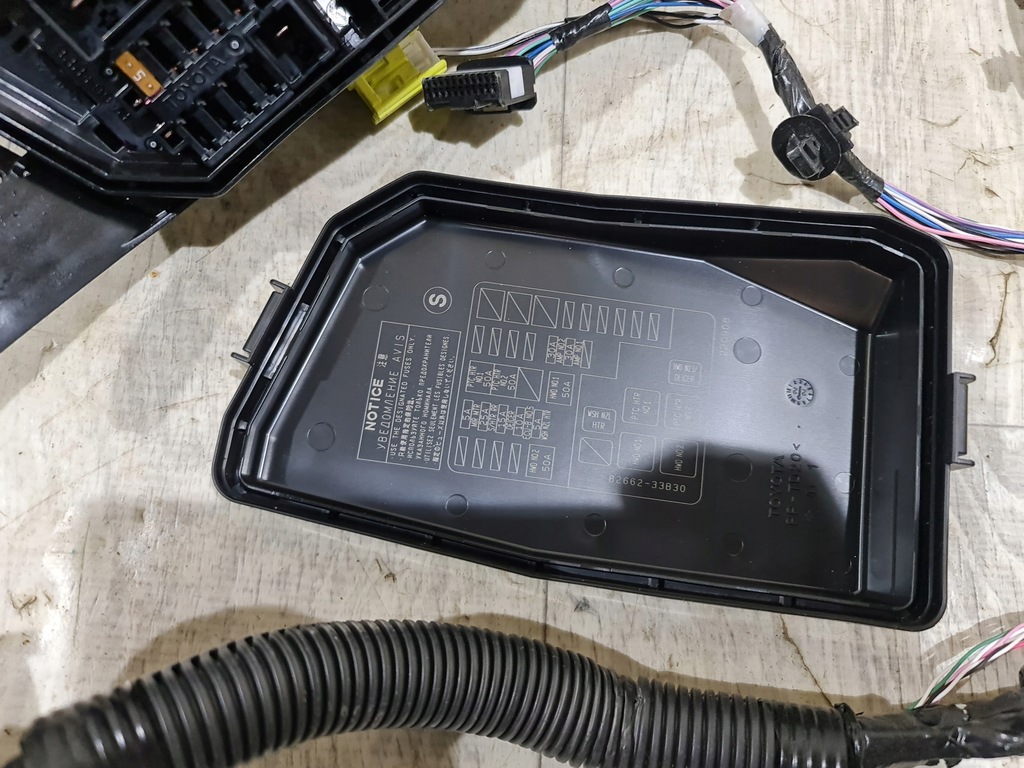 фото №6, Toyota camry viii xv70 электропроводка отсек двигателя