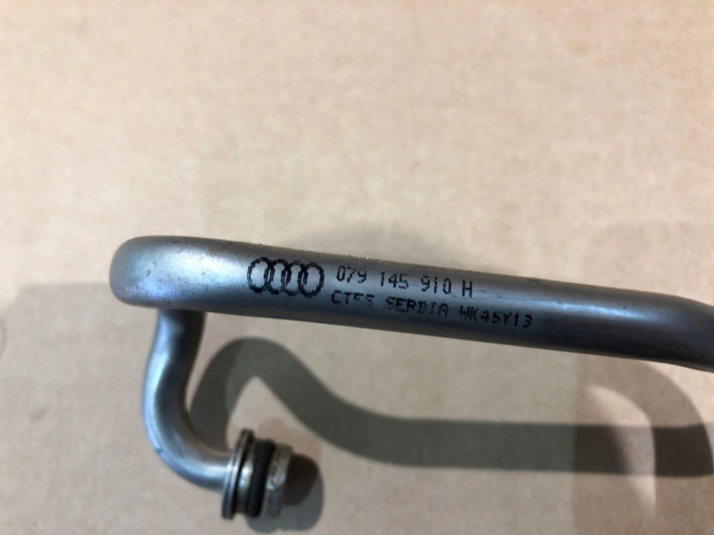 фото №2, Audi rs6 rs7 шланг трубка wody 079145910h
