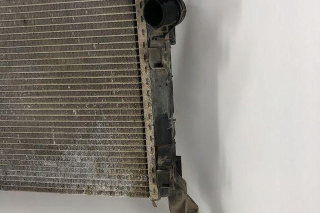 Радиатор воды renault laguna 3 grandtour kt0/1 214100006r 2.0l дизель с Разборки