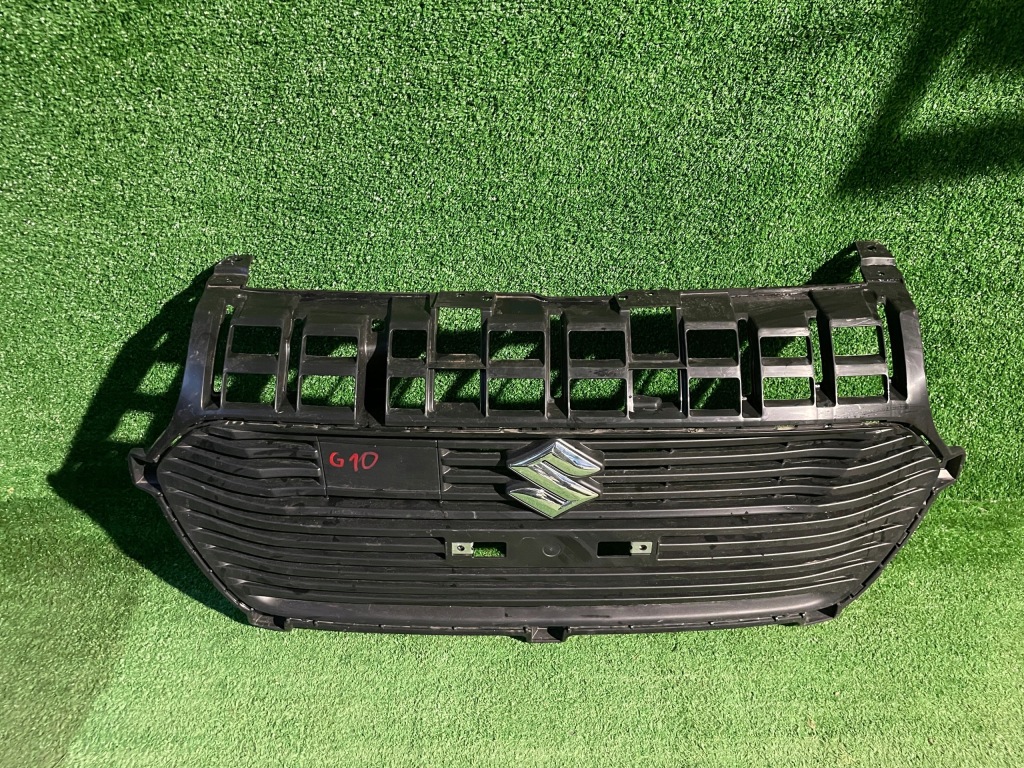 фото №1, Suzuki swift mk8 решётка радиатора радиатора решётка радиатора 7174152r20