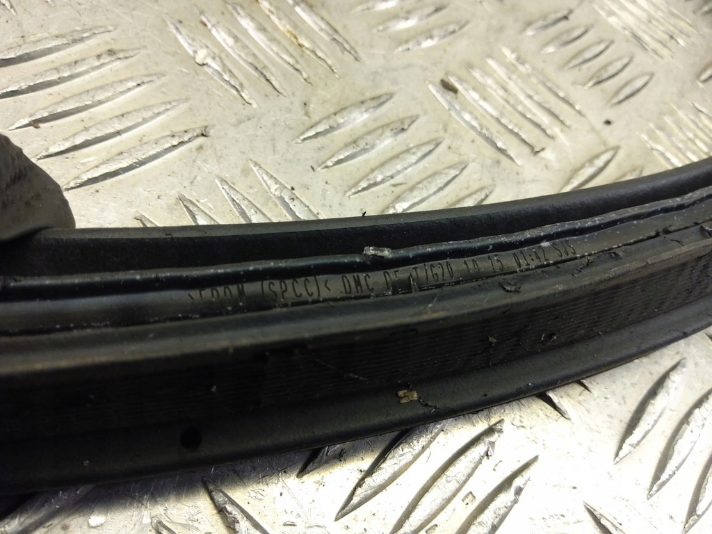 фото №13, Kia niro 2021 гумовий прокладка двері передніх