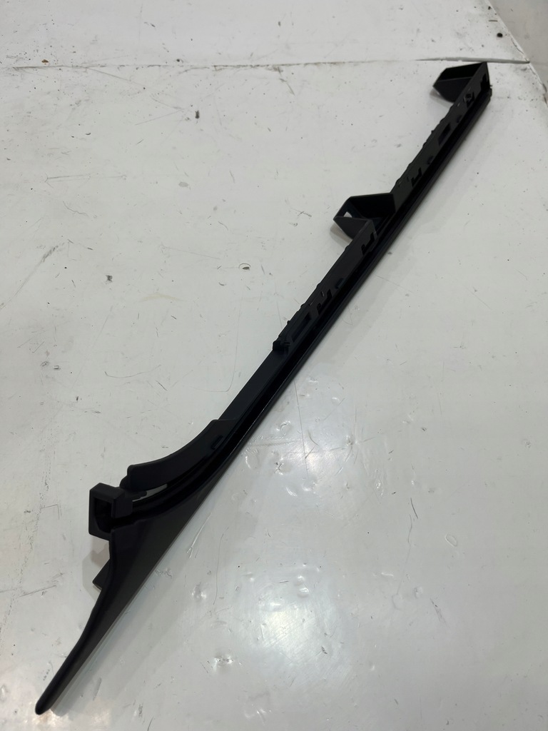 фото №1, Направляющая шторка задняя правая audi a8 d4 4h0864306