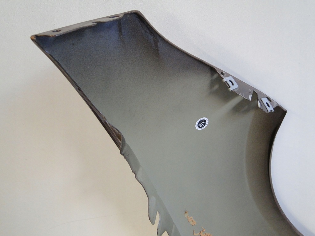 Mercedes крила лівий передній rosegold 817 cla 118 c118 x118 w118 Оригінал