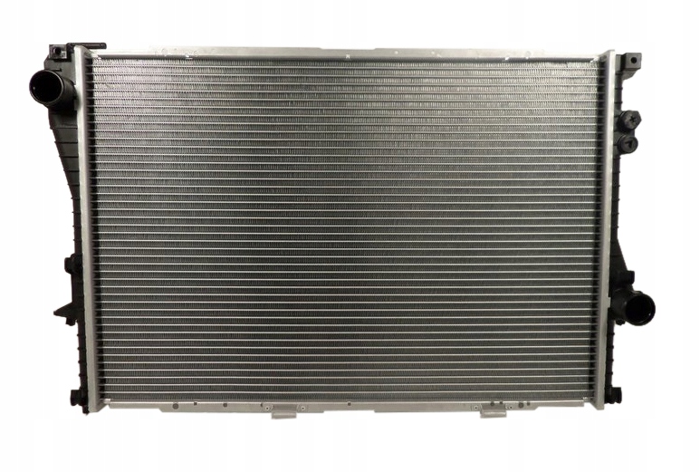 Купити Радіатор води bmw 7 e38 2.8 1994 - 2001