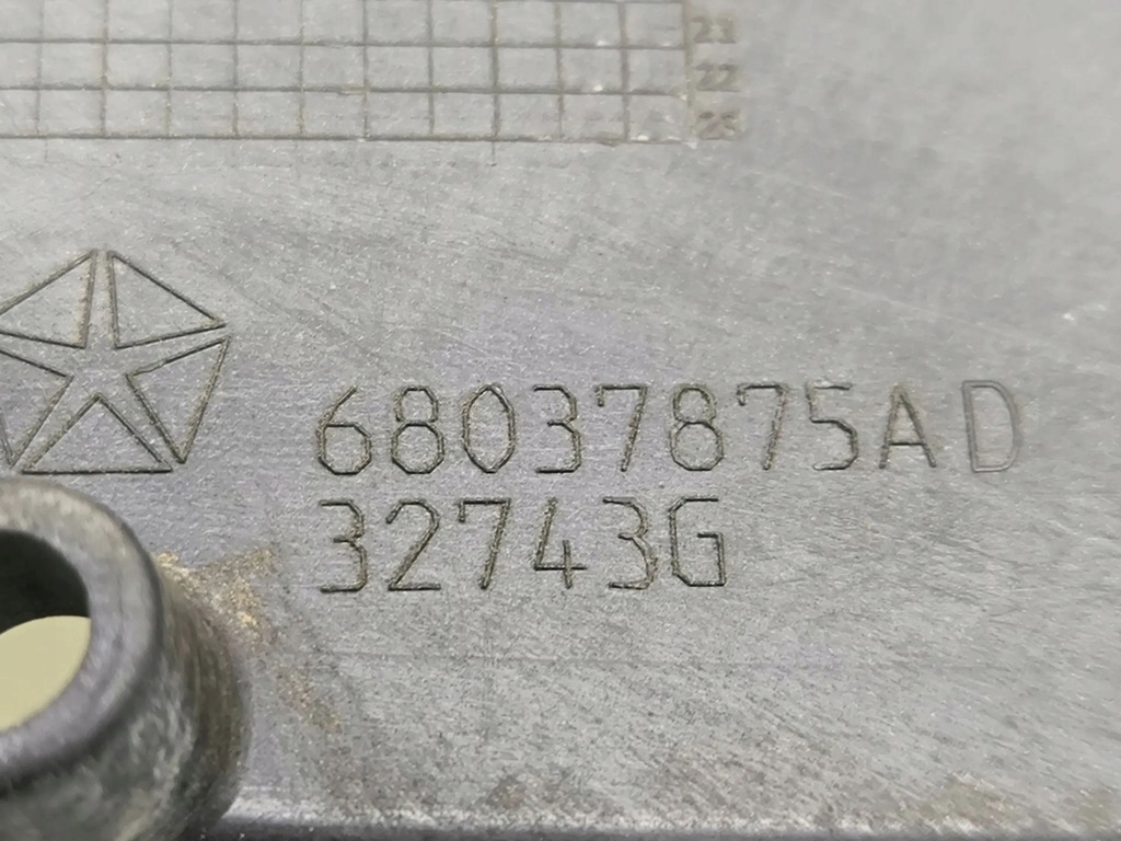 фото №6, Dodge charger 2017 горловина / вкладыш заливной топлива