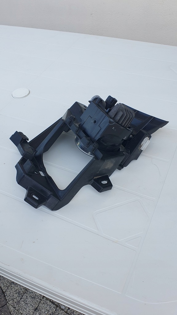 фото №4, Противотуманная фара левый lexus iv rx 450h kompletny с рамка