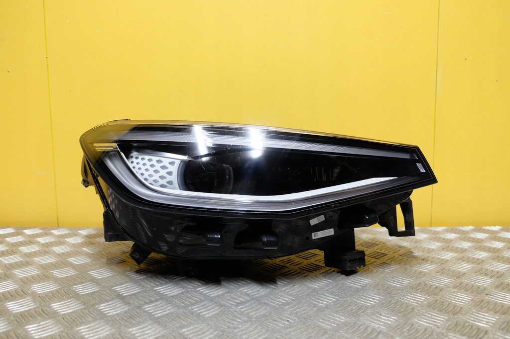 фото №1, Vw id.4 2020- фара лампа full led правая usa
