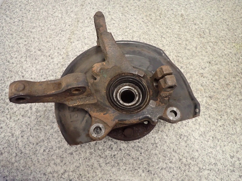 фото №4, Space star 1.3 98-05 поворотний кулак передня права