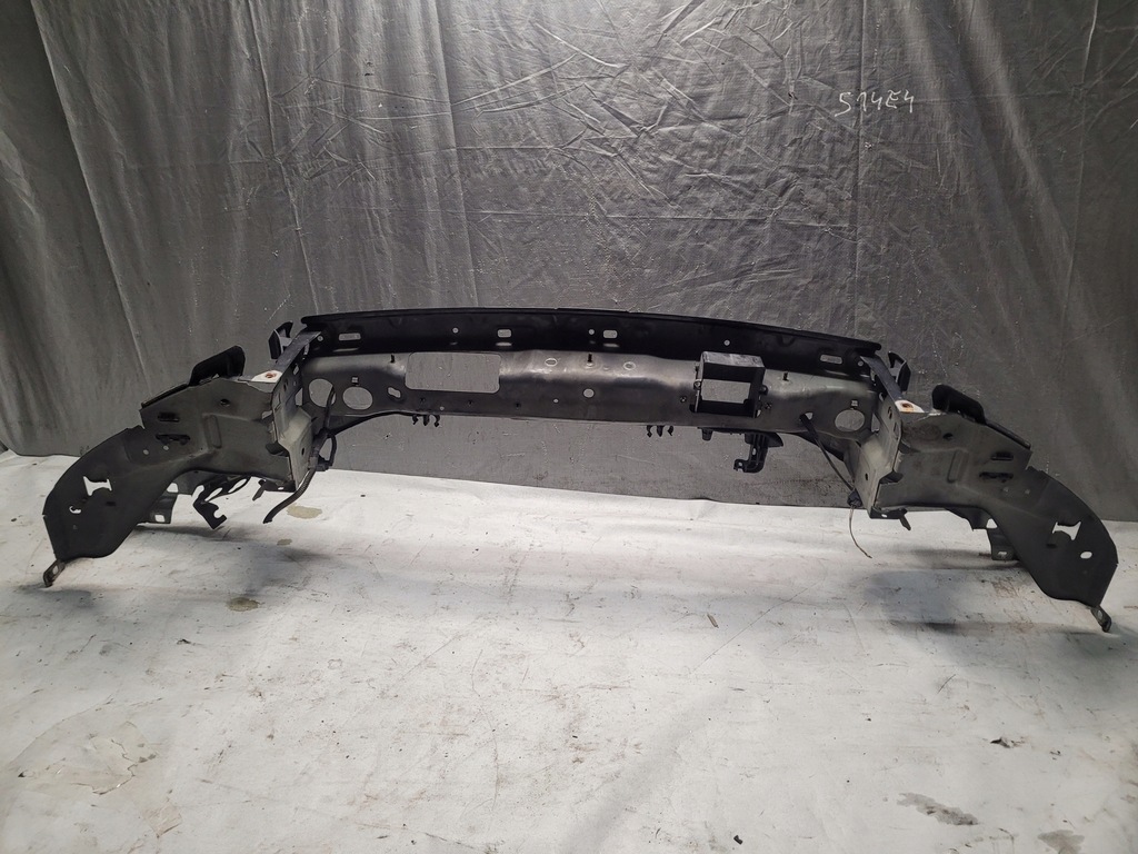 фото №10, Pas передній верхній підсилювач volvo v50