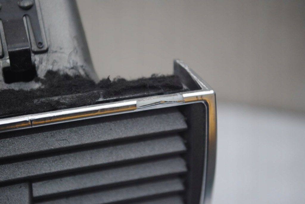 фото №5, Решітка обдув права перед 4f1820902b audi a6 c6