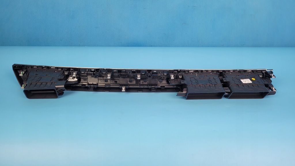 фото №8, Peugeot 308 iii p5 21r панель средний решётки обдув 9836041180 9837700380