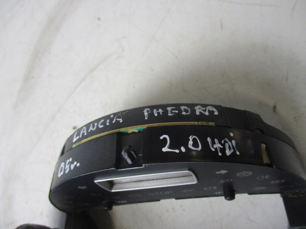 фото №6, Годинник лічильник дисплей lancia phedra 2005r