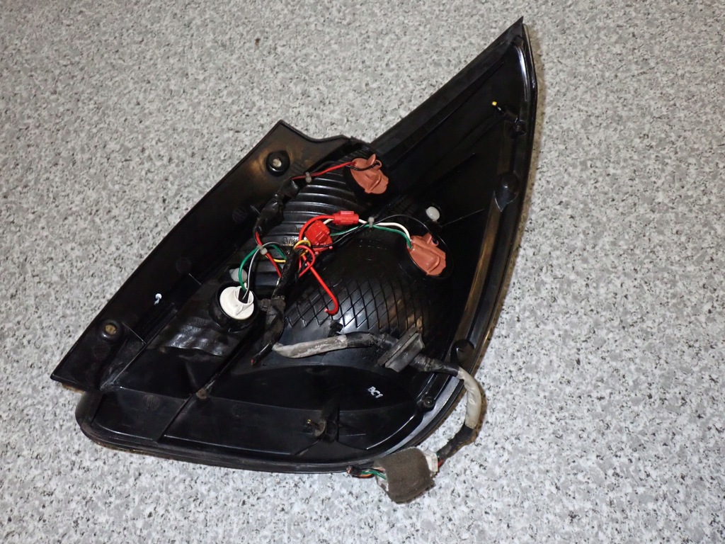 фото №9, Kia rio 06-10 лампа задняя левая