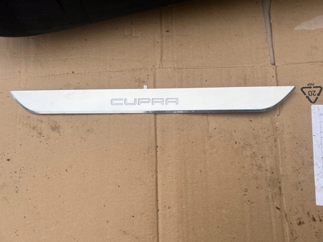 фото №1, Молдинг поріг led cupra leon iii formentor ateca