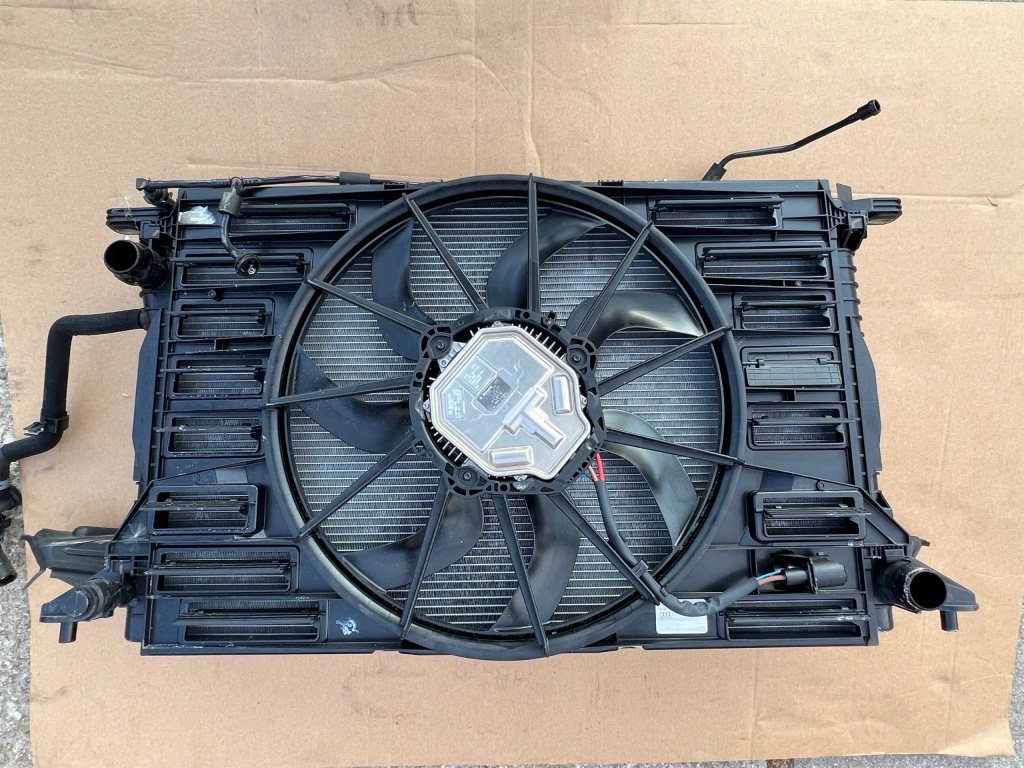 Audi q8 4m8 q7 рестайлинг  3,0 tdi радиатор вентилятор жалюзи заслонка комплект Цена