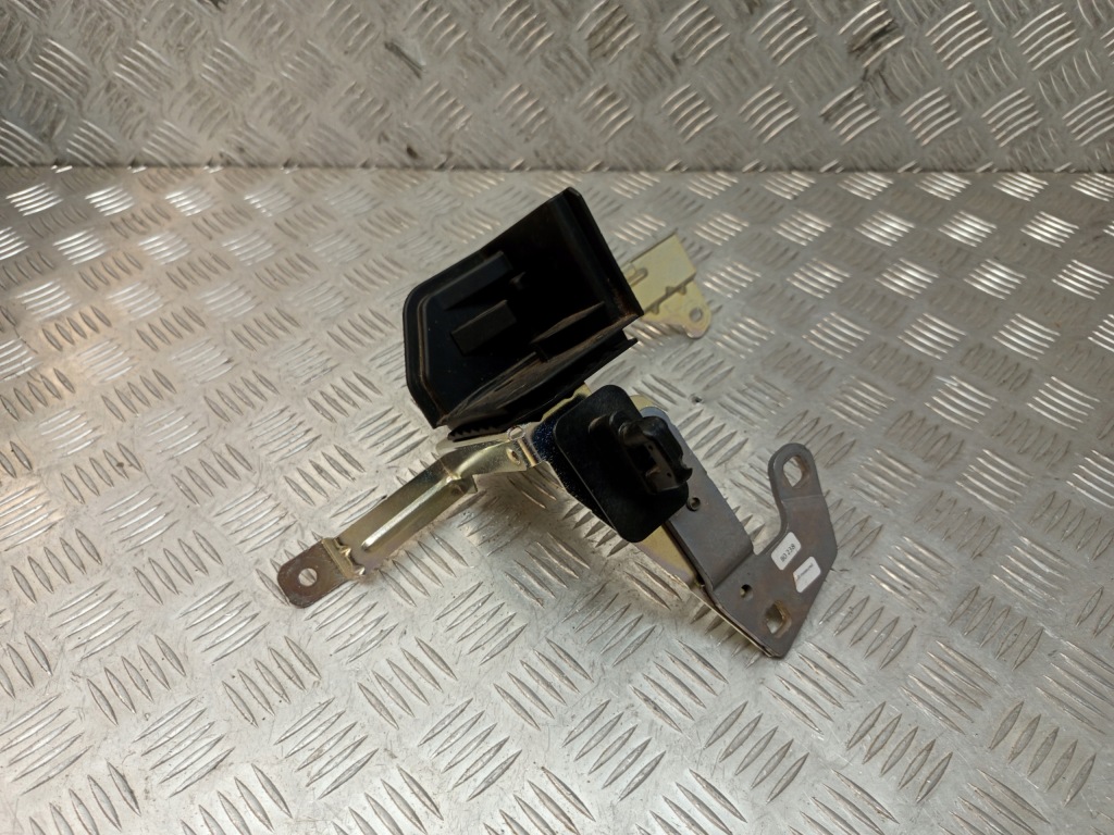 Bmw g21 g81 кронштейн кронштейн шторка багажника левая 7450729 с Разборки