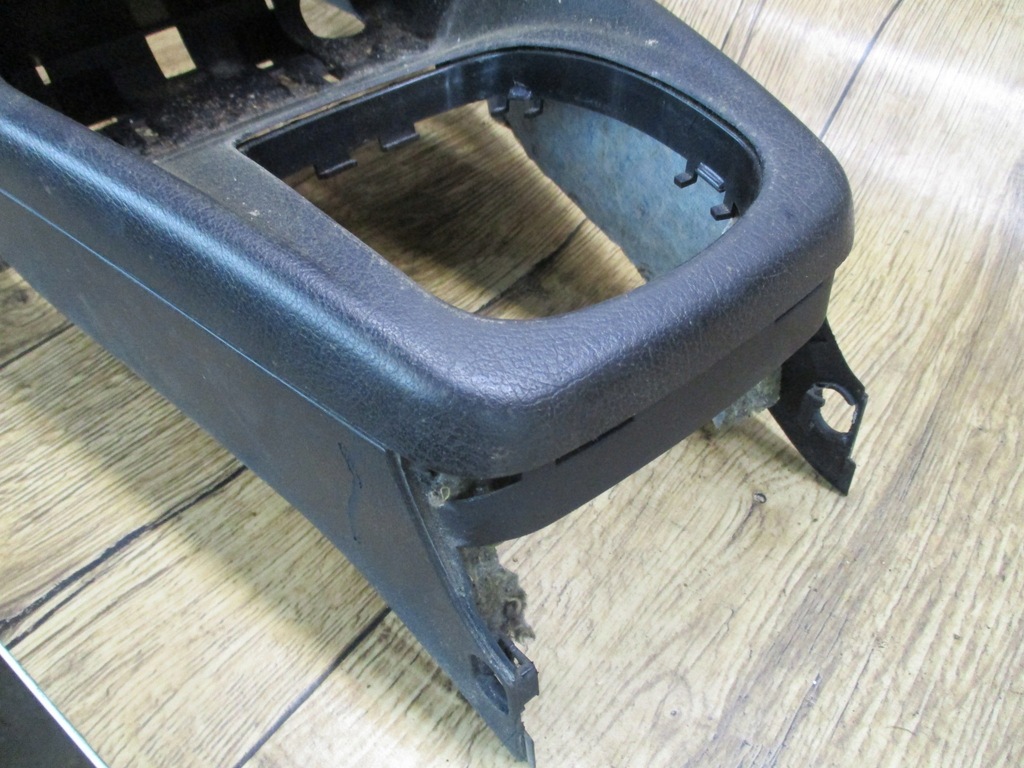 фото №8, Audi a4 b5 fl 95-97 тунель середній перед передній рамка радіо przed lift \