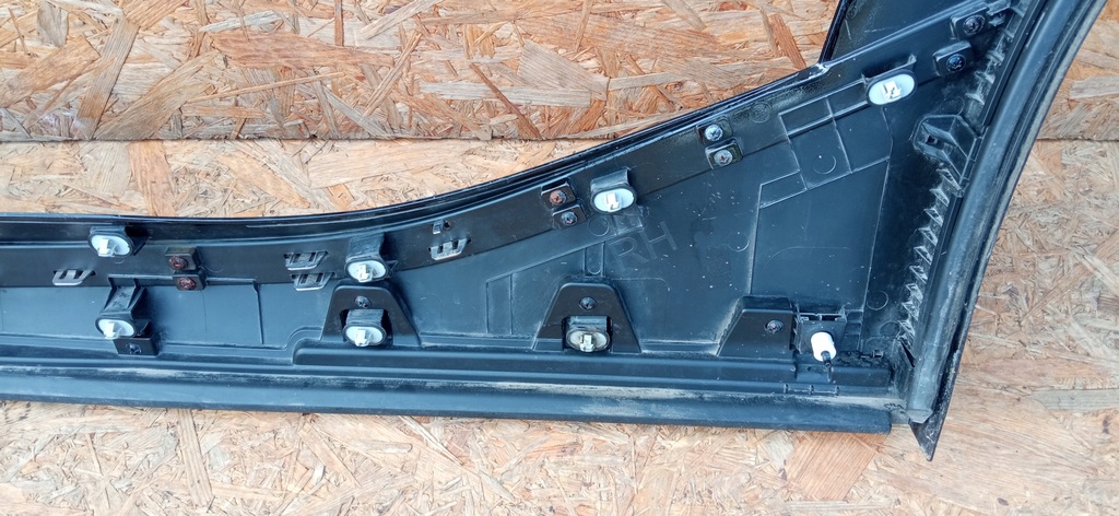 фото №12, Kia ev6 ev-6 2021- молдинг накладка дверь правый задняя правая задняя 87734-cv100