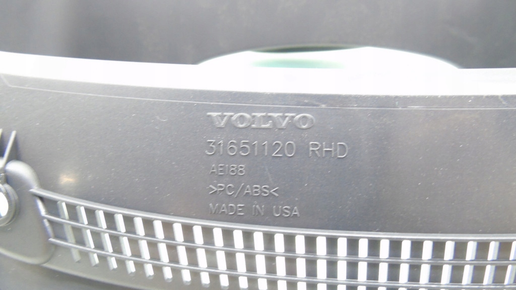 фото №5, Volvo s60 iii v60 захист пластикова спідометра керма 31651120 31498499