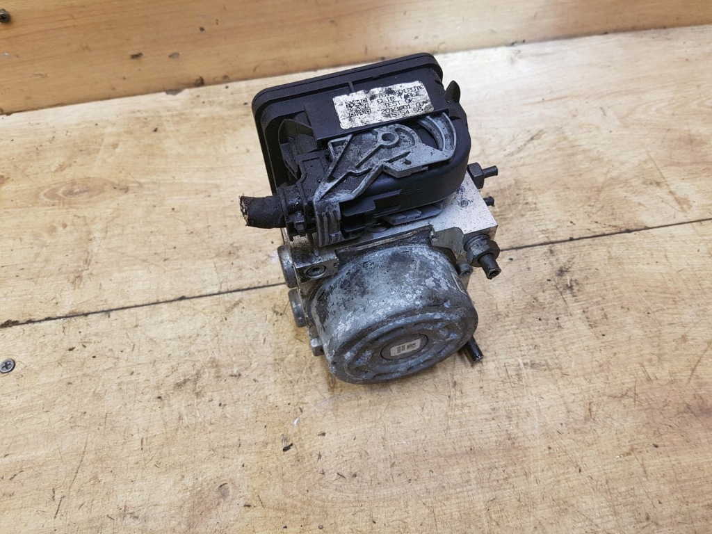 фото №1, Насос гальмівна abs ford transit courier lift 1.5tdci